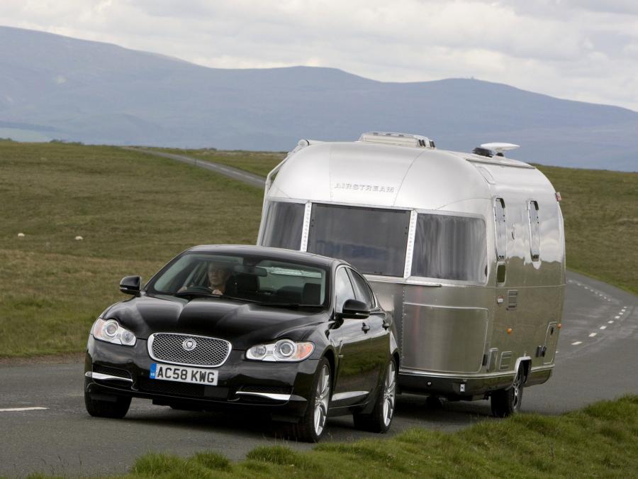  Jaguar XF Diesel S 2009 года  (фото 14 из 82)